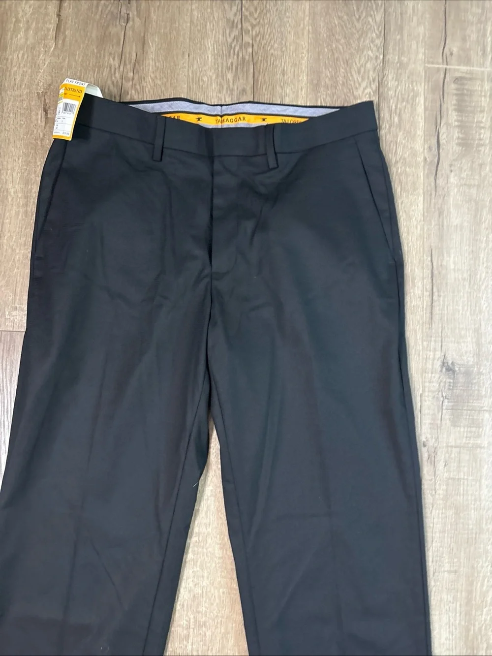 Haggar Mens Tailored fit Dress Pants Size 34W/32L Black Solid
